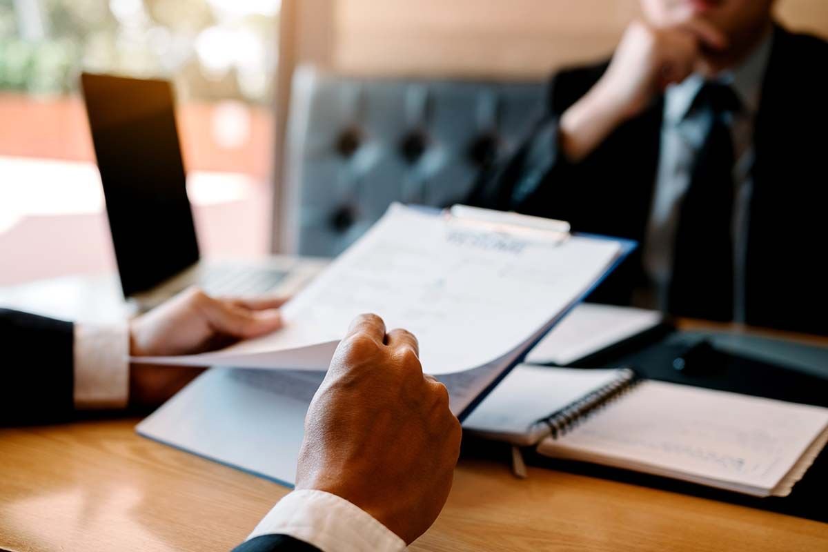 Key Reasons to Hire a Lawyer