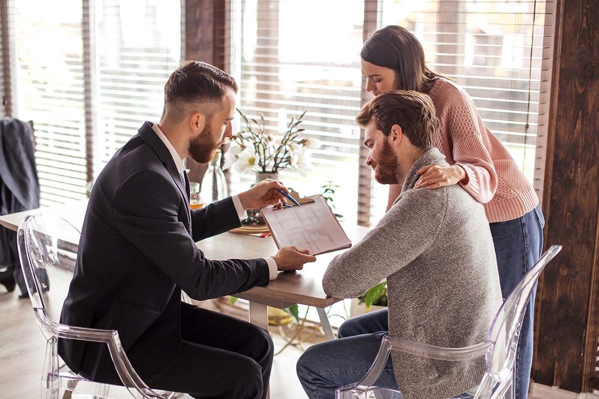 Things to Know About an Initial Consultation With a Personal Injury Lawyer